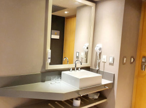 GrandView Hotel & Convention Center