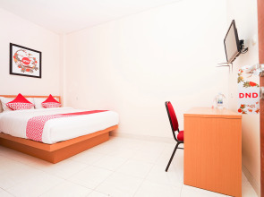 OYO 782 Menjangan Residence at Citraland 1