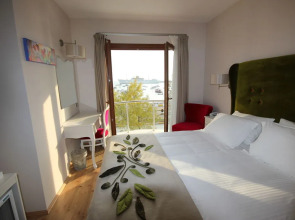 Отель Myla Hotel Tuzla