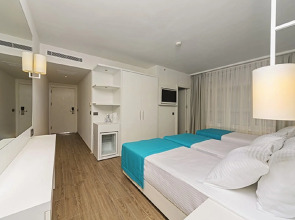 Poseidon Hotel - Adults Only