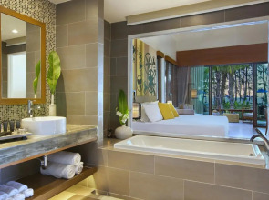 Outrigger Khao Lak Beach Resort