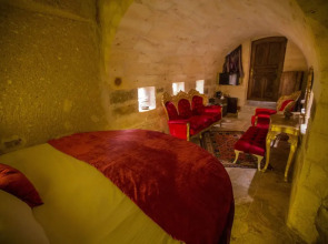 Royal Cave Hotel