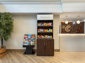 Comfort Suites East Brunswick - South River