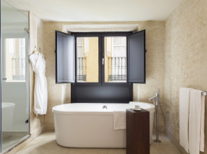 EME Catedral Mercer Hotel