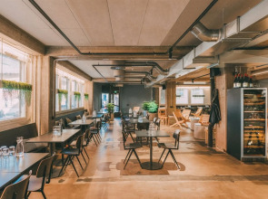 Dream Hostel & Hotel