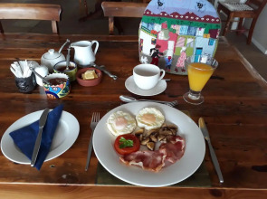 Moonglow Guest House