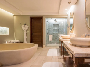 The St. Regis Le Morne Resort, Mauritius