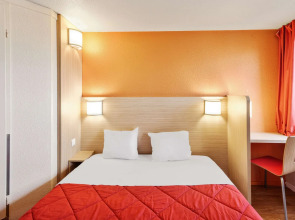 Hotel Premiere Classe Marne La Vallee - Saint Thibault Des Vignes