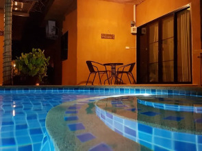 Panisara Pool Villa Huahin