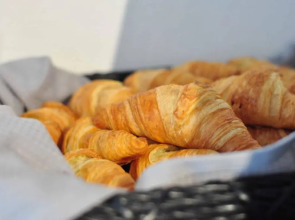 Отель Good Morning + Bad Oldesloe