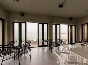 Sunshine Paradise Resort