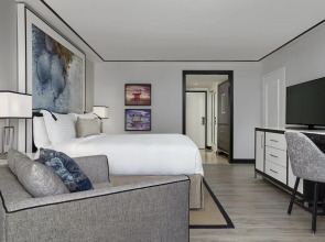 Loews Miami Beach Hotel – South Beach