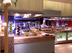 Fuyang International Trade Center Hotel