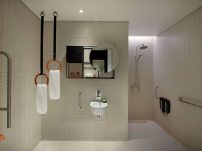 Canopy by Hilton Dubai Al Seef