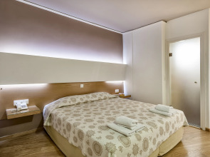 Elina Hotel Apartments