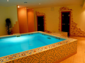 Good Stay Dinaburg Hotel