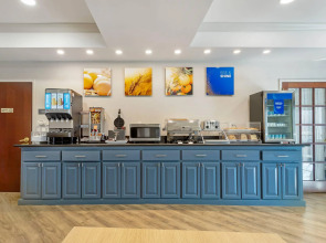 Comfort Suites East Brunswick - South River