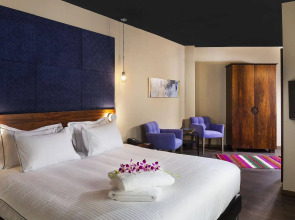 PLAY Seaport Suite Hotel TLV