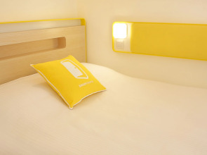 Bloomrooms @ Link Road