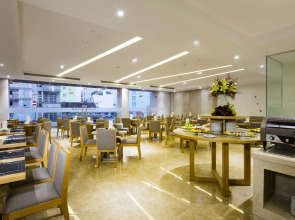 Rosaka Nha Trang Hotel