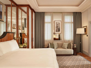 Claridge’s, Maybourne