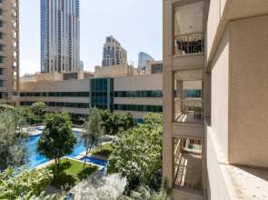 Lux BnB I 29 Burj BLVD I Pool Views