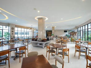 The Green Peak, ARTOTEL Curated