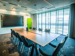 Radisson Blu Waterfront Hotel