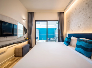 Hotel Clover Patong Phuket