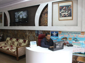 Hotel Su Shree Continental