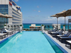 AC Hotel by Marriott Miami Beach