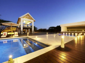 Emanya at Etosha Game Lodge