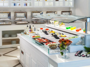 MARI KRISTIN Beach Hotel - Adults Only