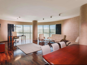 DoubleTree by Hilton Cluj – City Plaza