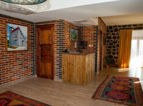 Отель Khoreayi Dzor