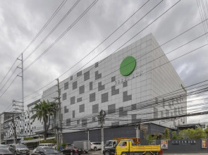 ZEN Premium Magallanes Makati