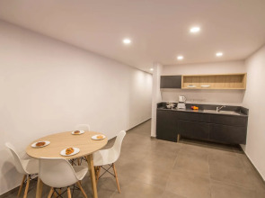 Anthea Hotel Apartments