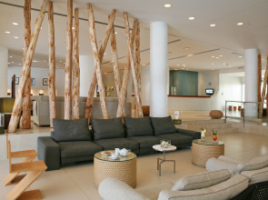 Napa Mermaid Hotel & Suites