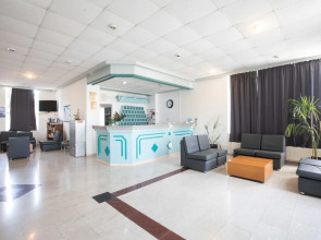 DebbieXenia Hotel Apartments