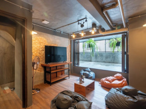 House of Machine Boutique Hotel