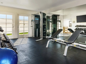 Luxe Hotel Rodeo Drive