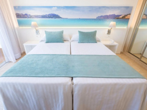 Azuline Hotel Bahamas y Bahamas II