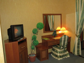 Отель Эсмеральд