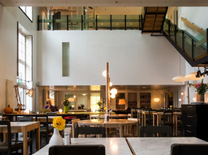 The Hoxton, Lloyd Amsterdam