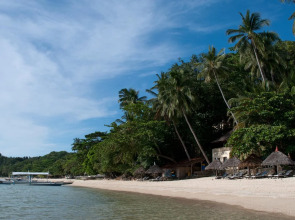 Easy Diving and Beach Resort