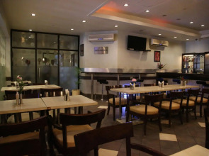 Hotel Tourist Deluxe