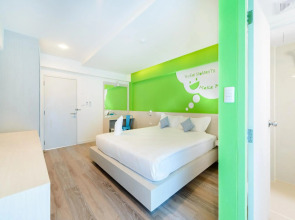 Loews Hollywood Hotel