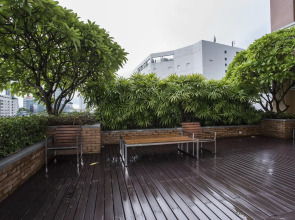 The Narathiwas Hotel & Residence Bangkok