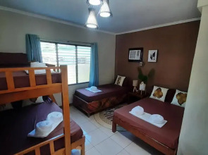 On Board Panglao Beach Hostel and Resort