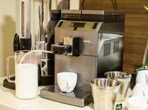 Imperial House Hotel